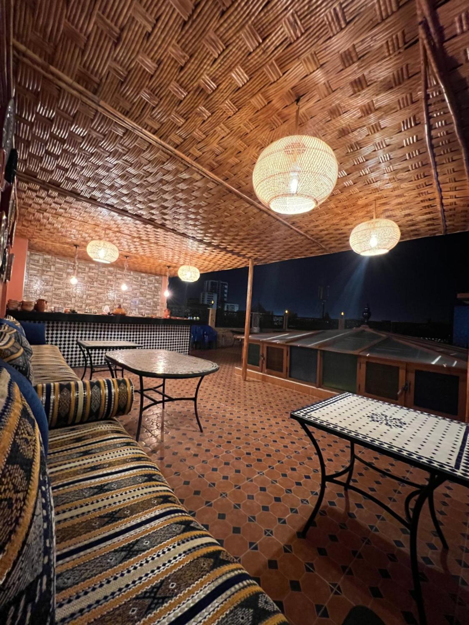 Riad El Wazania Rabat Esterno foto