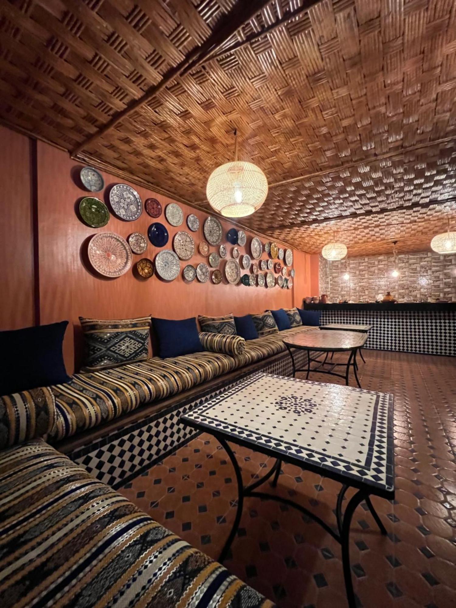 Riad El Wazania Rabat Esterno foto