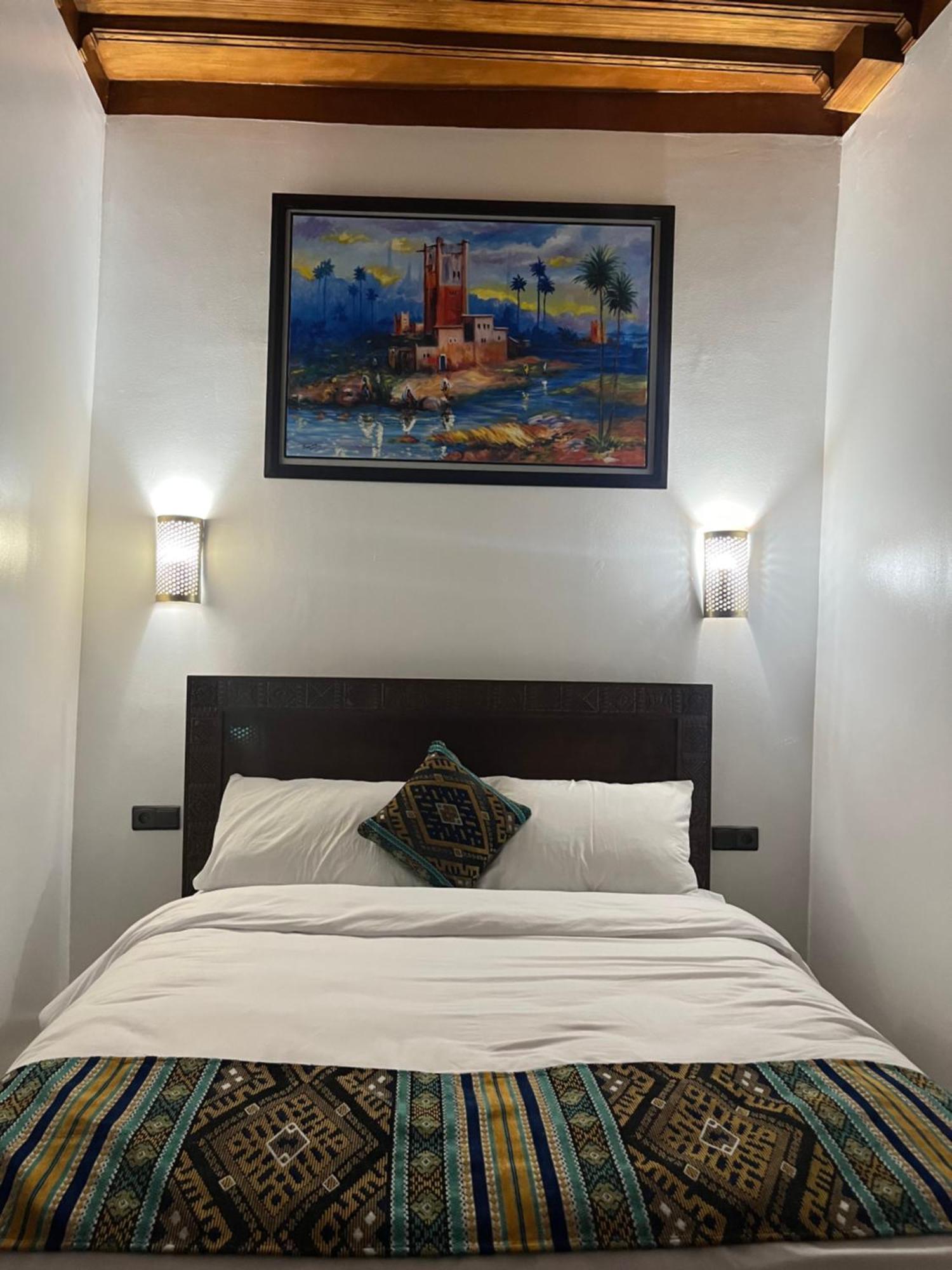 Riad El Wazania Rabat Esterno foto