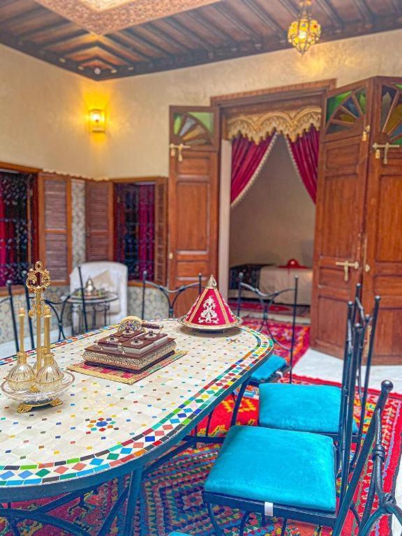 Riad El Wazania Rabat Esterno foto