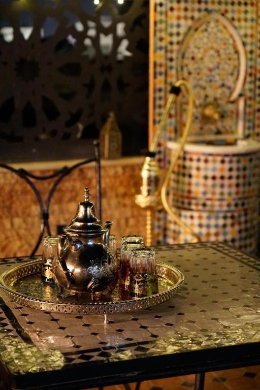 Riad El Wazania Rabat Esterno foto